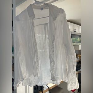 Women’s white long sleeve button down shirt XL old navy